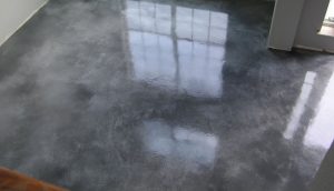 Revêtement de sol avec béton ciré ( mur et sol) à Eygaliers (26170)